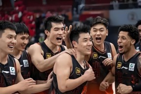 HAOBO SPORTS-包含里程碑夜！山东男篮绝杀压哨，足总杯赛前刷纪录，气氛紧张，赛程密集仍需轮换的词条
